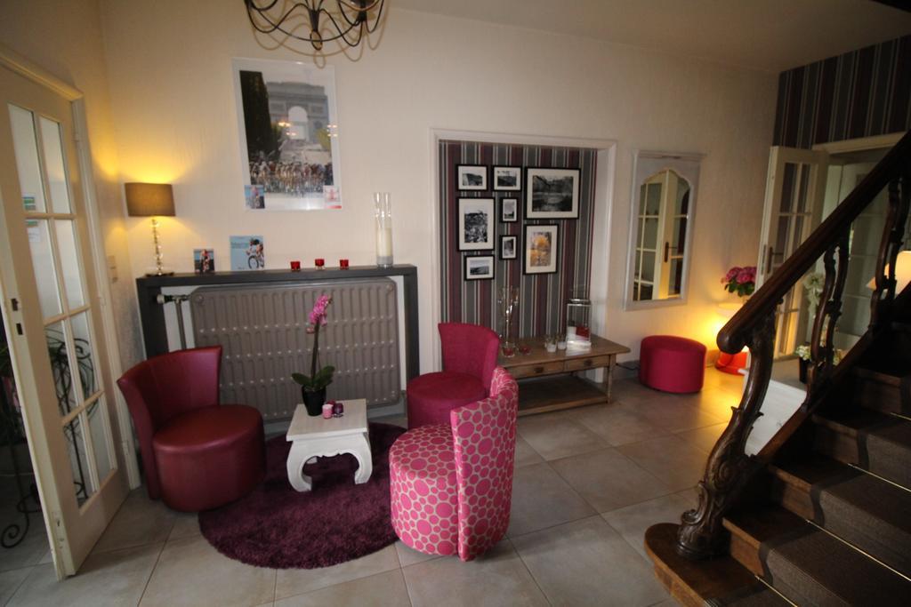 Les Alisiers Hotel Nadrin ภายนอก รูปภาพ