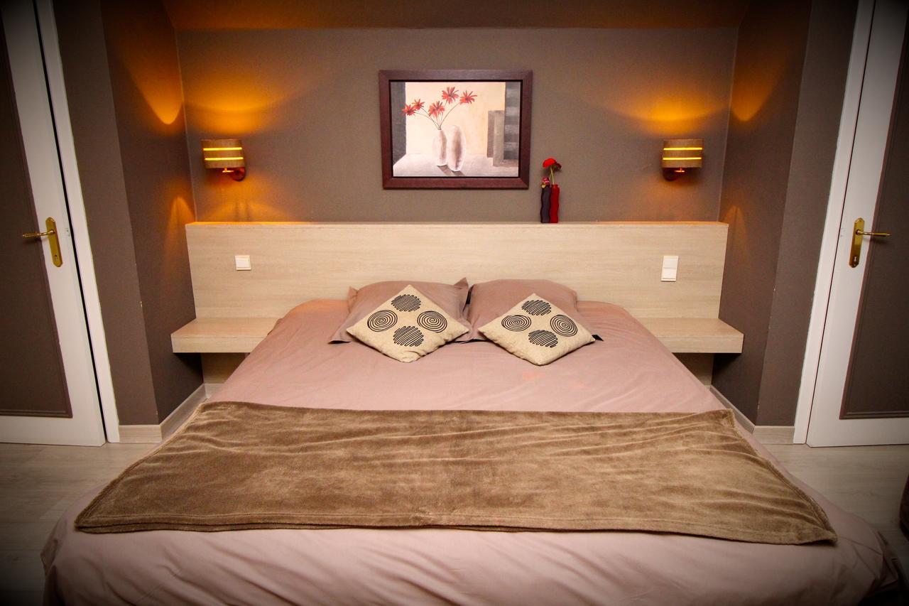 Les Alisiers Hotel Nadrin ภายนอก รูปภาพ