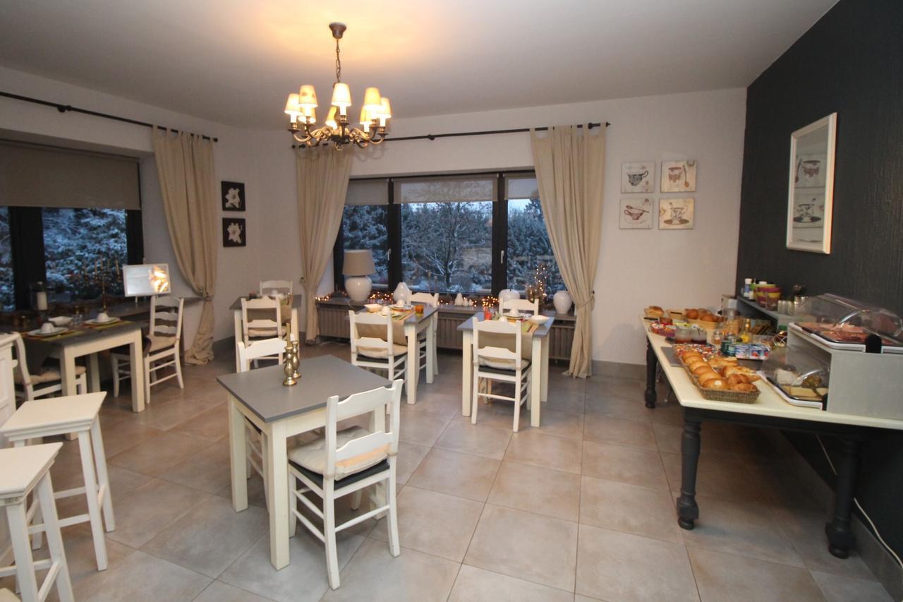 Les Alisiers Hotel Nadrin ภายนอก รูปภาพ