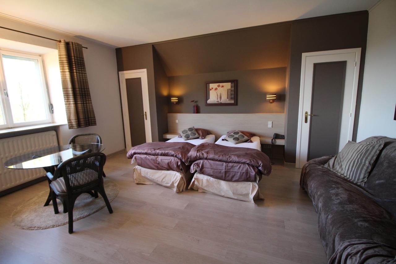 Les Alisiers Hotel Nadrin ภายนอก รูปภาพ