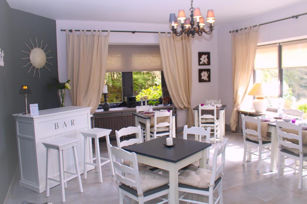 Les Alisiers Hotel Nadrin ภายนอก รูปภาพ